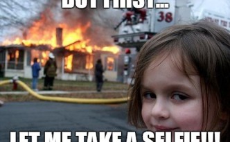 Disaster meme girl selfie