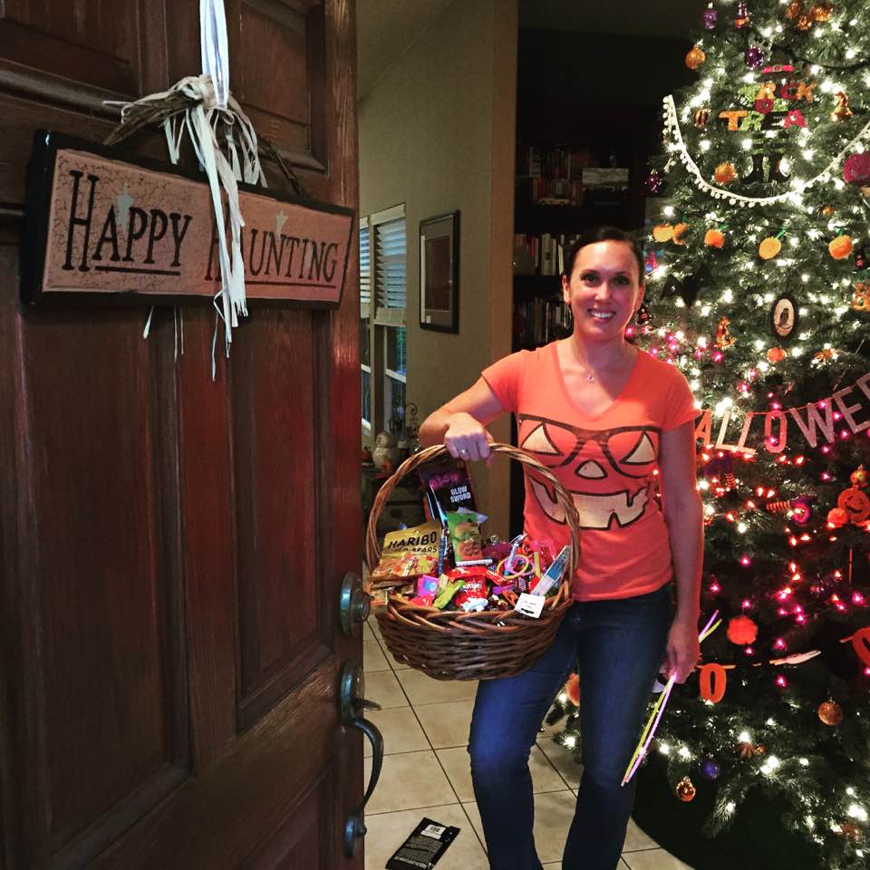 Shawna and the Halloween tree